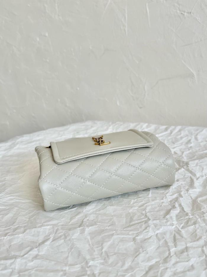 SAINT LAURENT LE MONOGRAMMEnolita chain flap gold logo diamond pattern sheepskin shoulder crossbody bag mini women's vintage white 672788-1EL07-9207 size 18*6*13cm