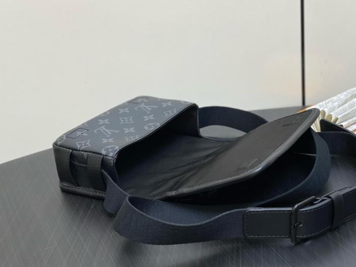 LOUIS VUITTON Bosphore classic monogram print detachable wristband coated canvas and cowhide leather hand-held messenger bag men's black M12599 size 19*7*12cm