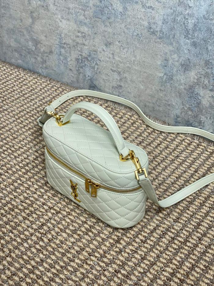 SAINT LAURENT GABY Bronze Hardware Zipper Closure Lambskin Cosmetic Bag Handbag Shoulder Bag Women's Vintage White 766731-1EL07-9207 size 18*6.5*11cm 