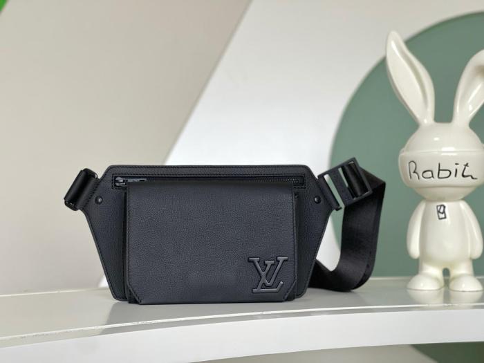 LOUIS VUITTON TAKEOFF metal letter logo grained calfskin waist bag chest bag crossbody bag men's black M57081 size 30*3*16cm