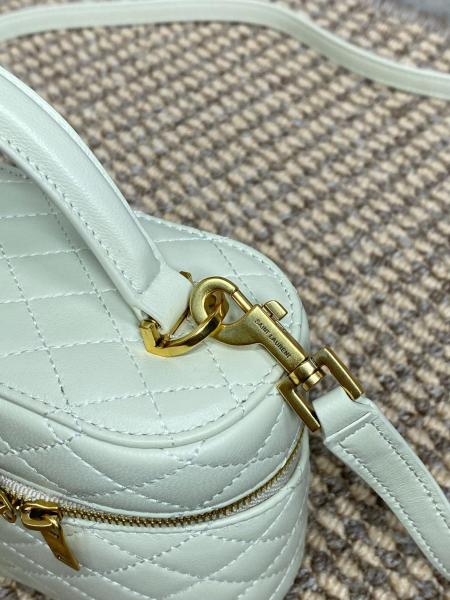 SAINT LAURENT GABY Bronze Hardware Zipper Closure Lambskin Cosmetic Bag Handbag Shoulder Bag Women's Vintage White 766731-1EL07-9207 size 18*6.5*11cm 