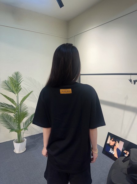  Clothes Louis Vuitton 20250625-1