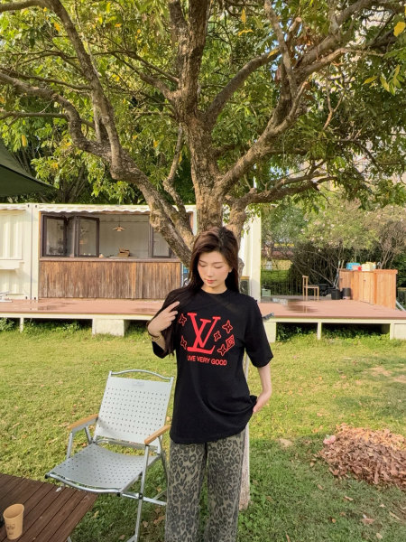  Clothes Louis Vuitton 20250625-4