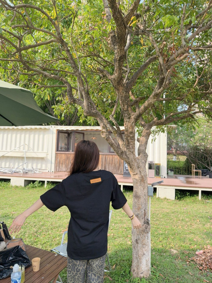  Clothes Louis Vuitton 20250625-4