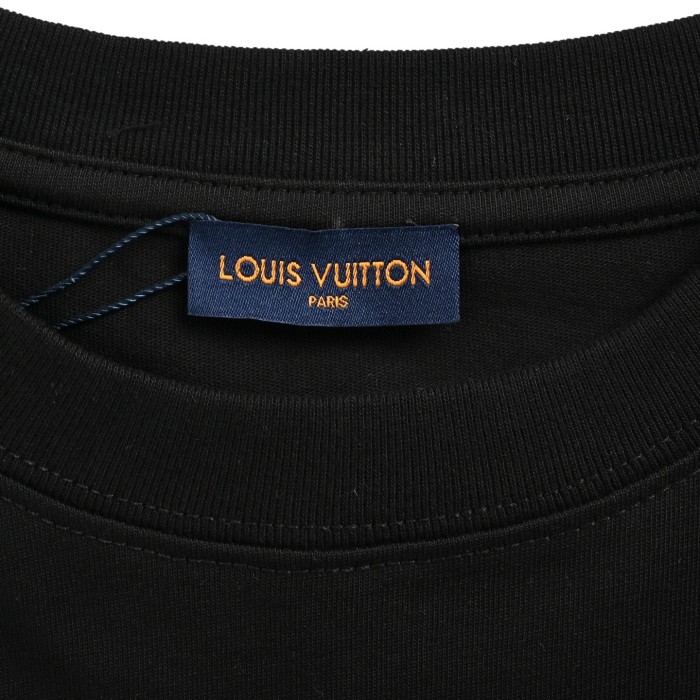  Clothes Louis Vuitton 20250625-4