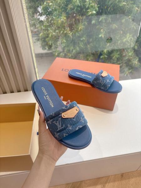 LOUIS VUITTON Lily round toe open toe flip flops for women blue