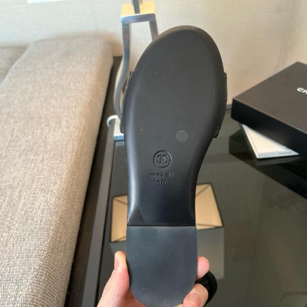CHANEL Logo Flat Non-slip Flip Flops Women's Black