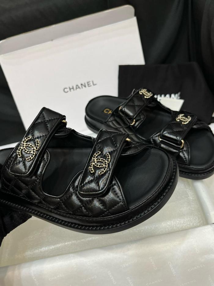 Chanel CC Diamond Quilt Sandals Black (Women's)