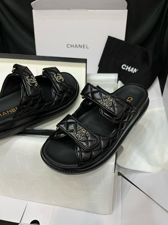 Chanel CC Diamond Quilt Sandals Black (Women's)