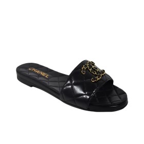 CHANEL Logo Flat Non-slip Flip Flops Women's Black
