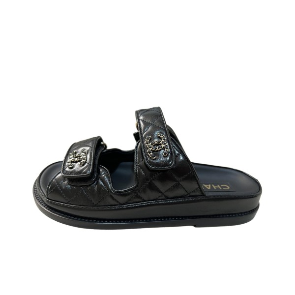 Chanel CC Diamond Quilt Sandals Black (Women's)