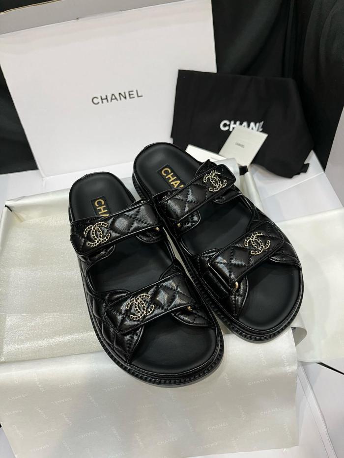 Chanel CC Diamond Quilt Sandals Black (Women's)