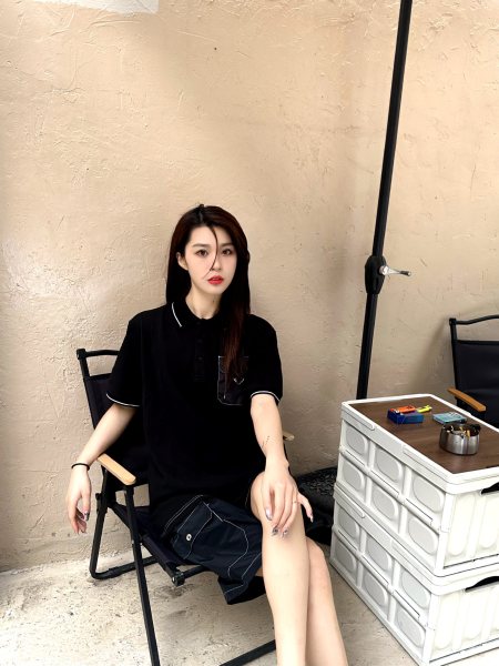  Clothes Prada 20250701-1