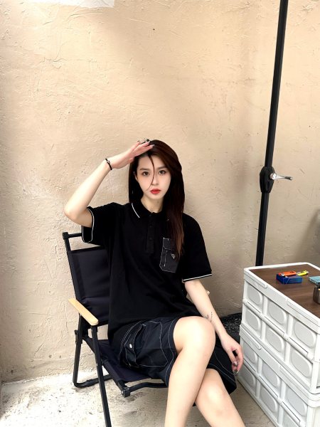  Clothes Prada 20250701-1