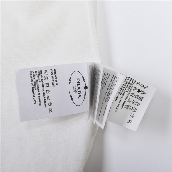  Clothes Prada 20250701-2