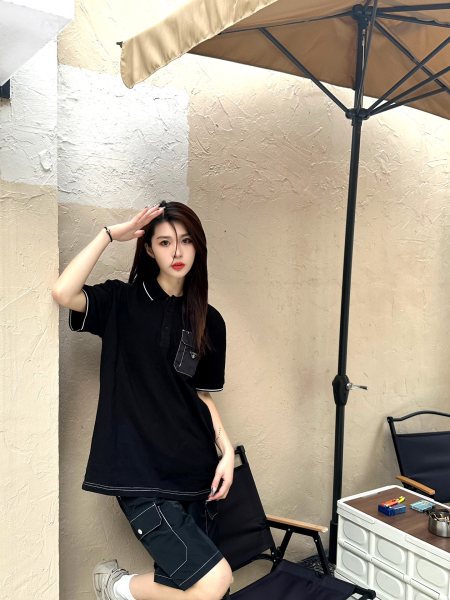  Clothes Prada 20250701-1