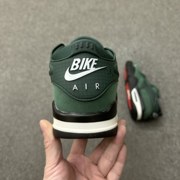 Jordan 4 RM SP Nigel Sylvester Grandma's Driveway