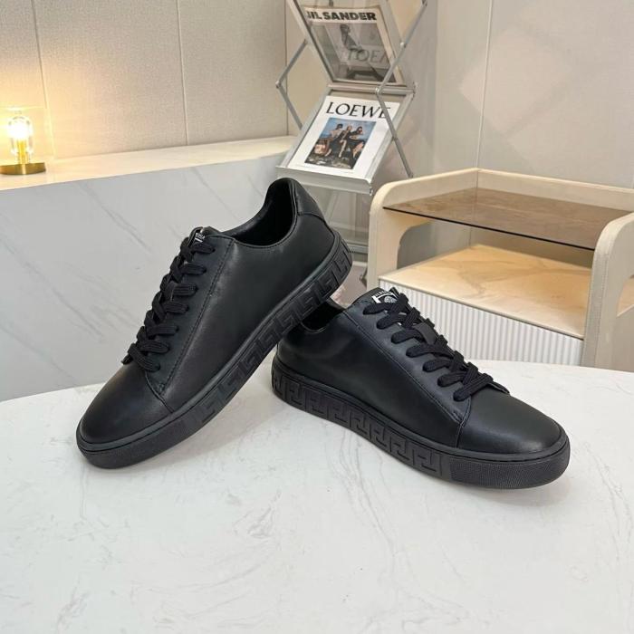 VERSACE Greca Sneaker triple black