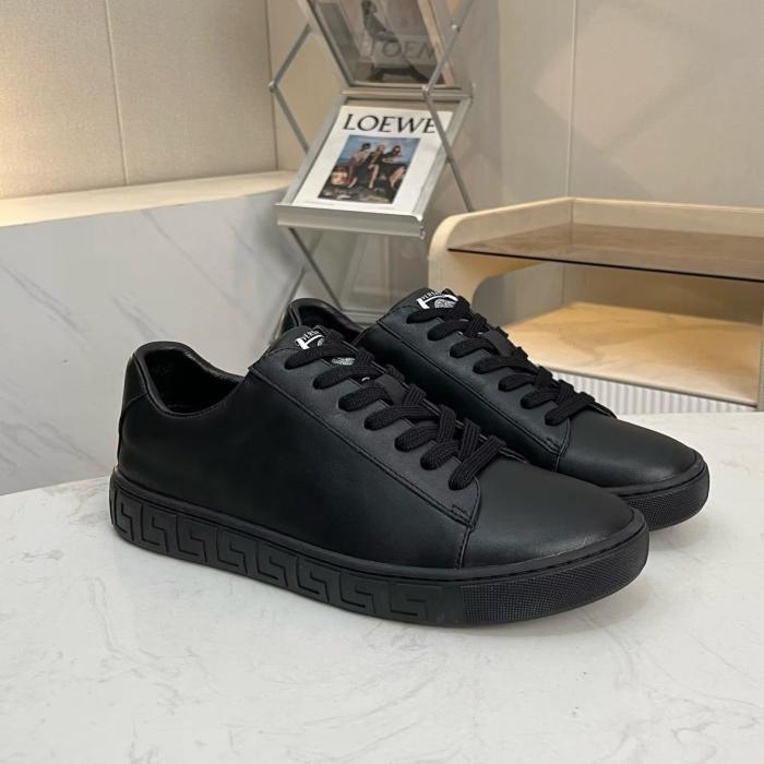 VERSACE Greca Sneaker triple black