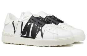 Valentino Star Open Low 'Logo Print - White'