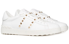 Valentino Rockstud Untitled White Gold