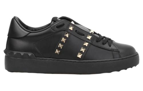 Valentino Rockstud Low Top Skateboard Shoes Black