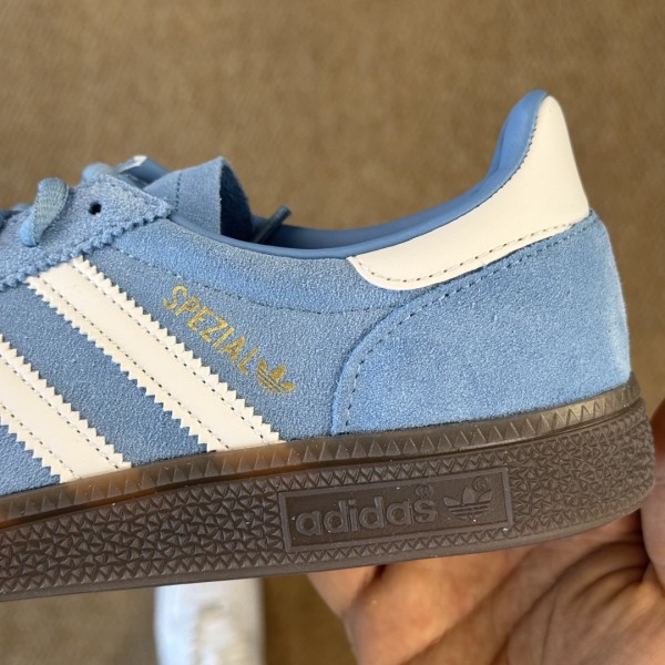 adidas Handball Spezial Light Blue