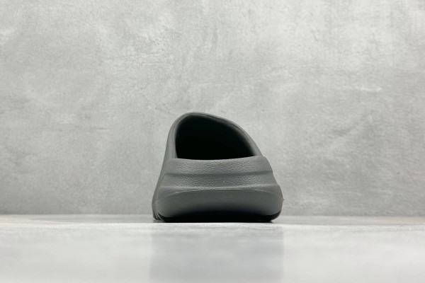 adidas Yeezy Slide Granite