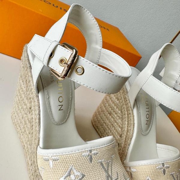 LOUIS VUITTON Starboard One Strap Sandals Women's Beige