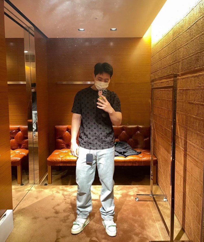  Clothes Louis Vuitton 20250722-1