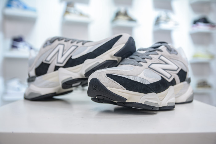 New Balance 9060 Grey Jet Black