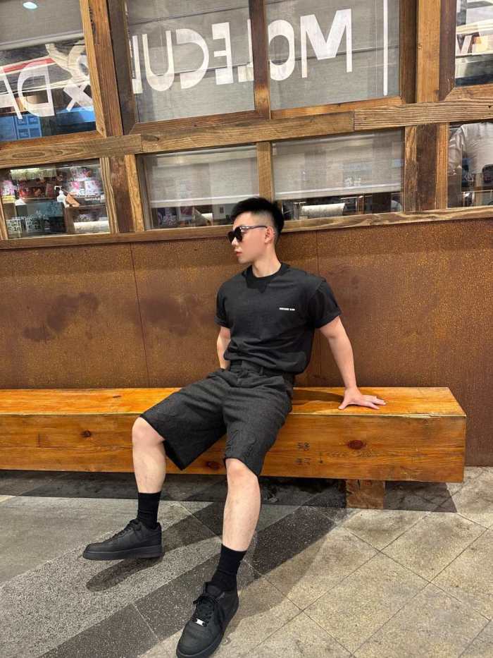  Clothes Loewe 20250723-1