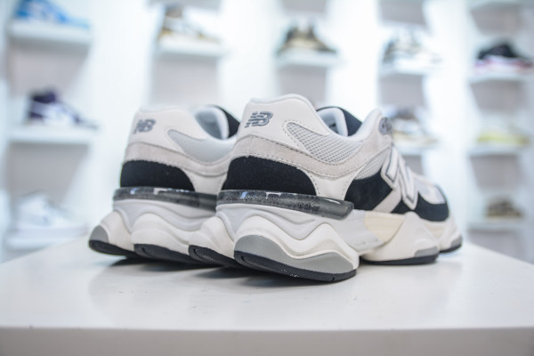 New Balance 9060 Grey Jet Black