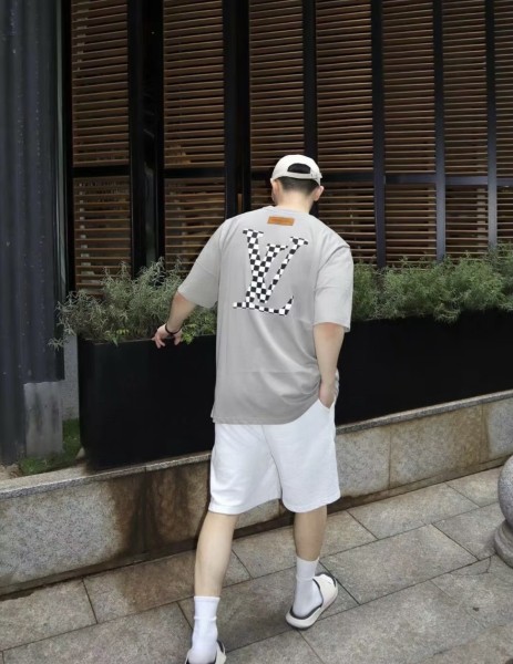  Clothes Louis Vuitton 20250727-1