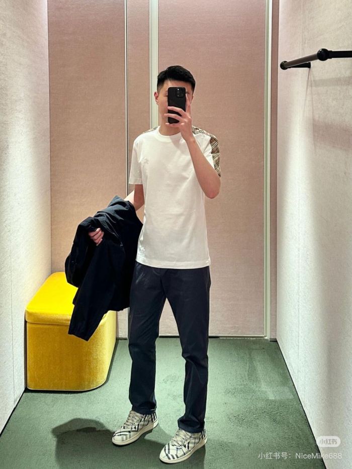  Clothes Burberry 20250727-14