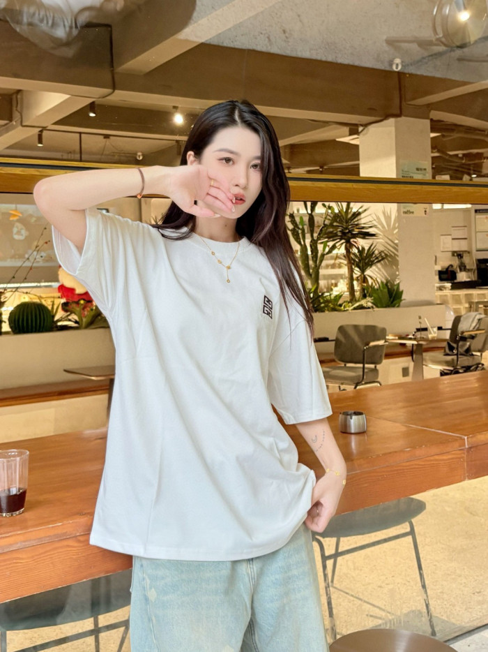 Clothes Givenchy 20250727-1