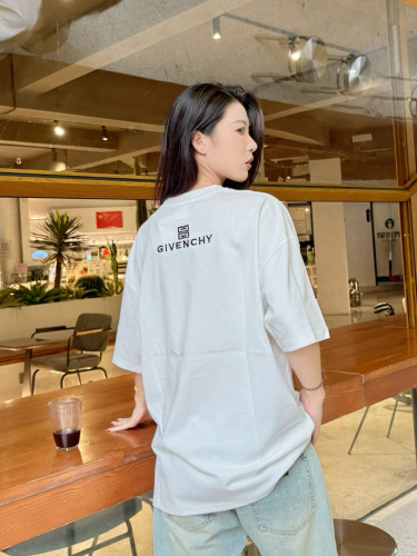 Clothes Givenchy 20250727-1