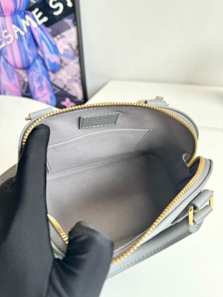 LOUIS VUITTON Alma Bb M12561 size 23.5*11.5*17.5 cm