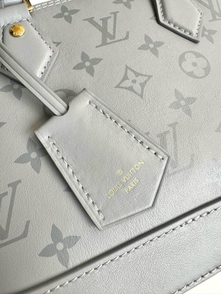 LOUIS VUITTON Alma Bb M12561 size 23.5*11.5*17.5 cm
