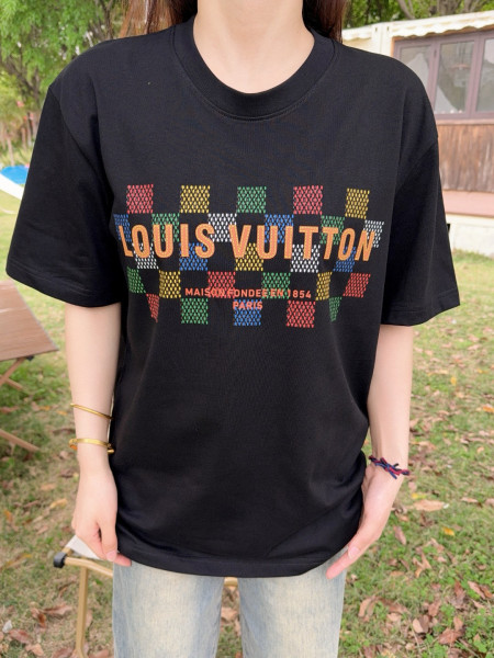  Clothes Louis Vuitton 20250801-1