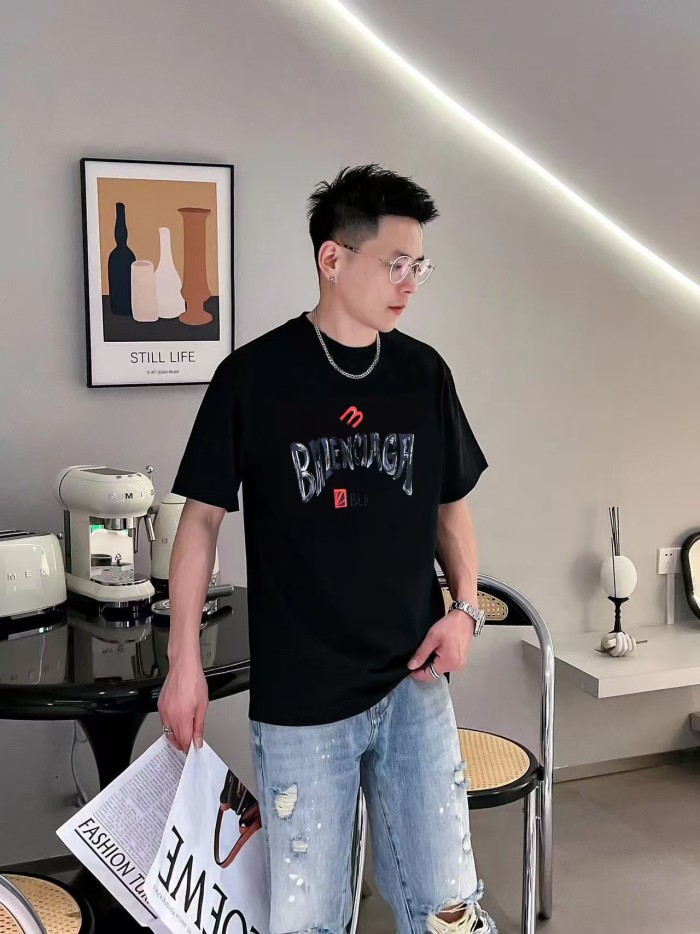  Clothes Balenciaga 20250801-1