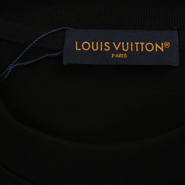  Clothes Louis Vuitton 20250801-1