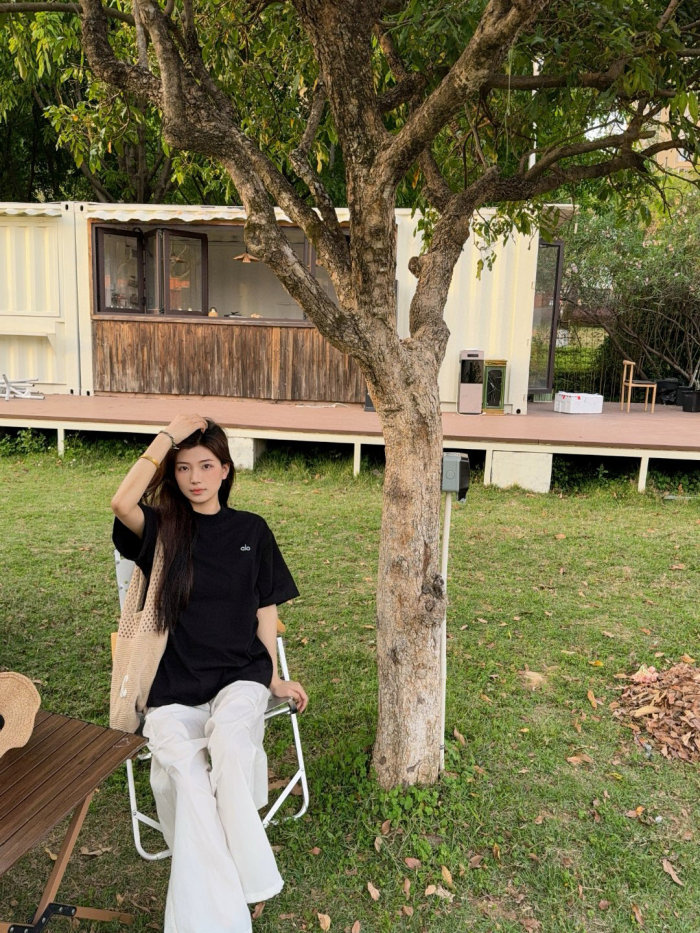 clothes Alo 20250801-1