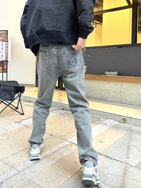  Clothes Loewe 20250803-1