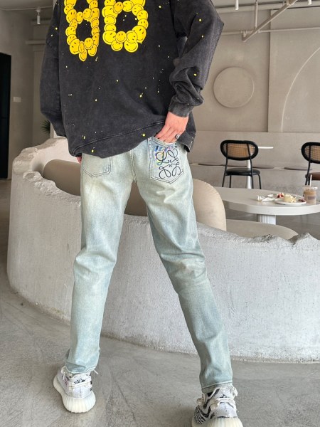  Clothes Loewe 20250803-2