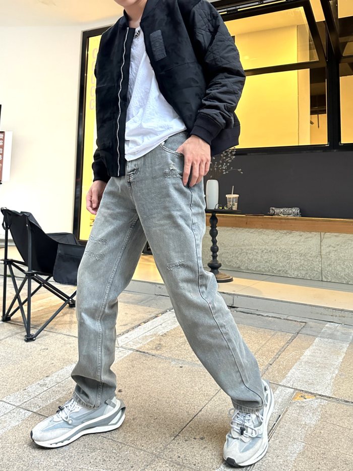  Clothes Loewe 20250803-1