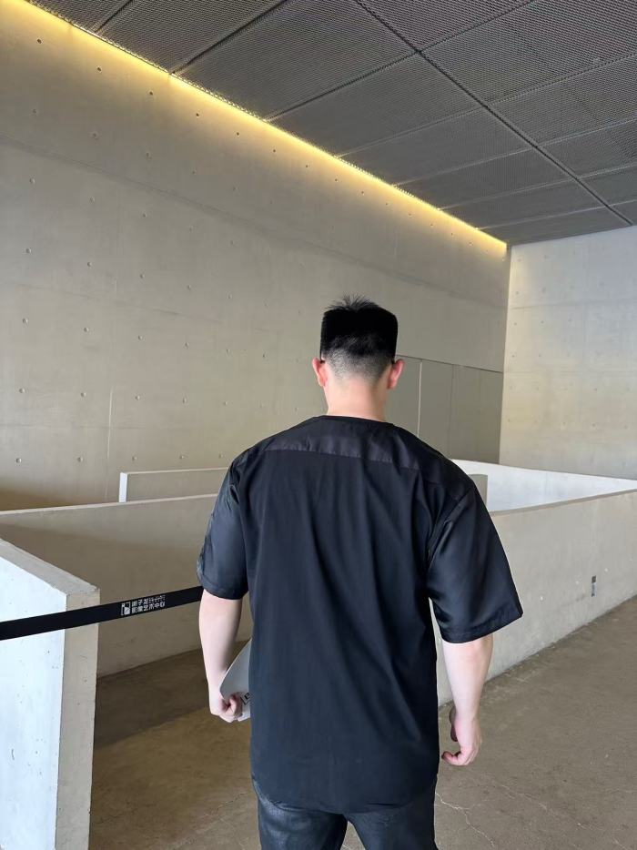  Clothes Prada 20250803-1