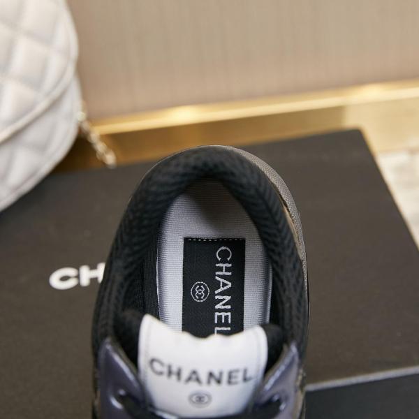 CHANEL Black Horn King Low Top Casual Shoes Black