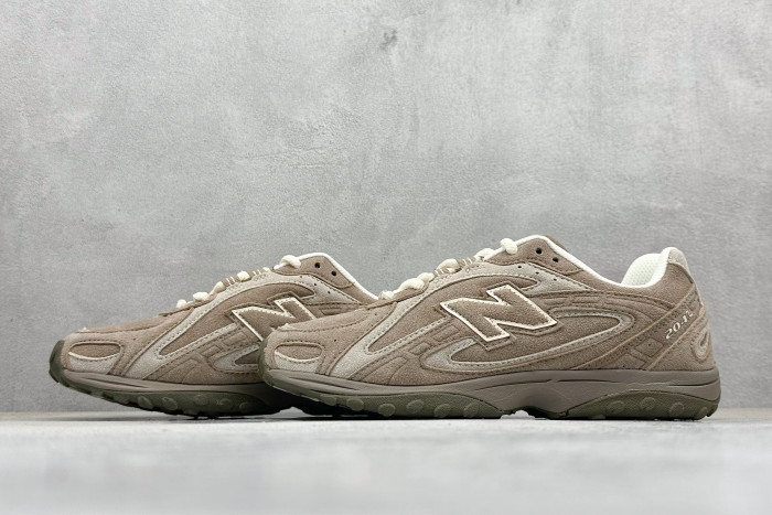 New Balance 204L Mushroom Arid Stone