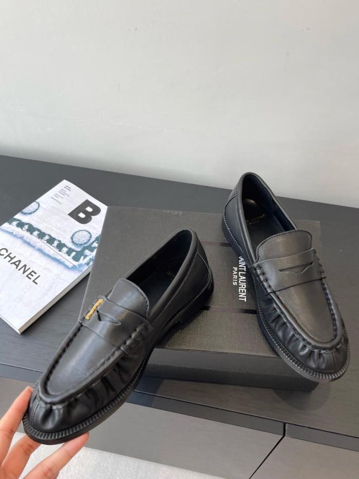 SAINT LAURENT Le Loafer Leather Loafers